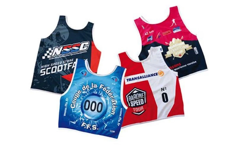 Customizable advertising bib